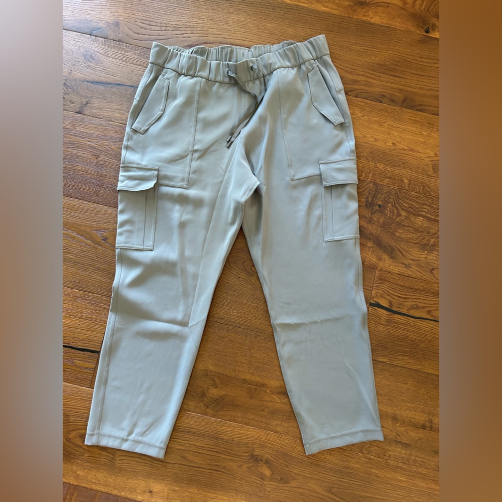 Lululemon High Rise Ankle Length Cargo Pants